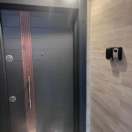 Jacuzzi Suites 2 Thessaloniki Exterior photo